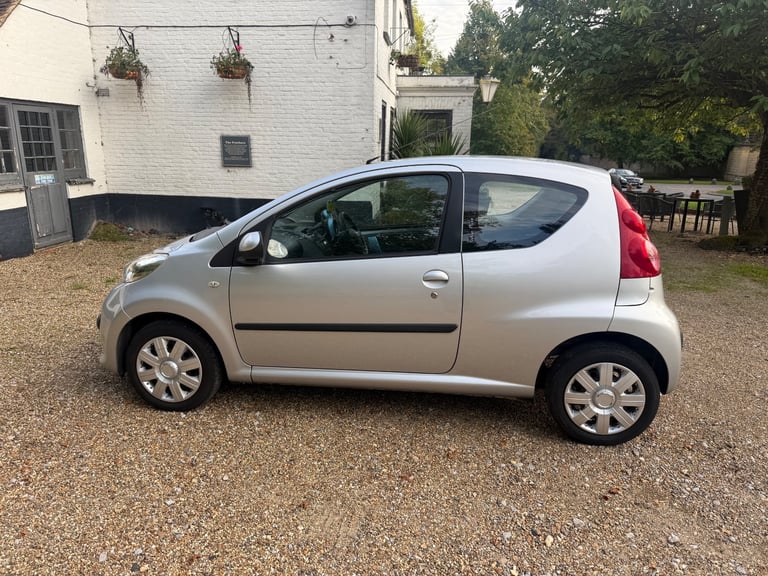 Peugeot, 107, New MOT, 2009, Manual, 998 (cc), 5 doors
