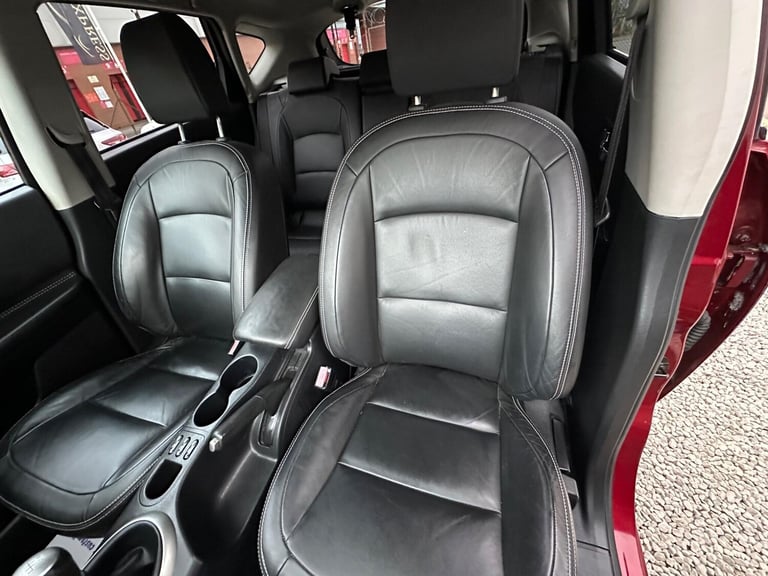 2011 Nissan Qashqai 1.5 dCi Tekna 2WD Euro 5 5dr HATCHBACK Diesel Manual