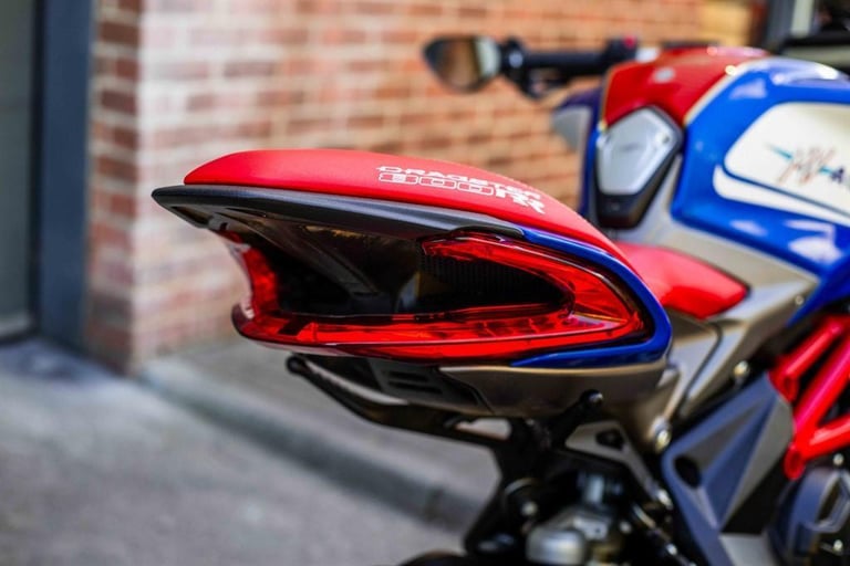 MV Agusta Dragster RARE AMERICAS EDITION ! 200 EVER MADE ! STUNNING COLLECTOR