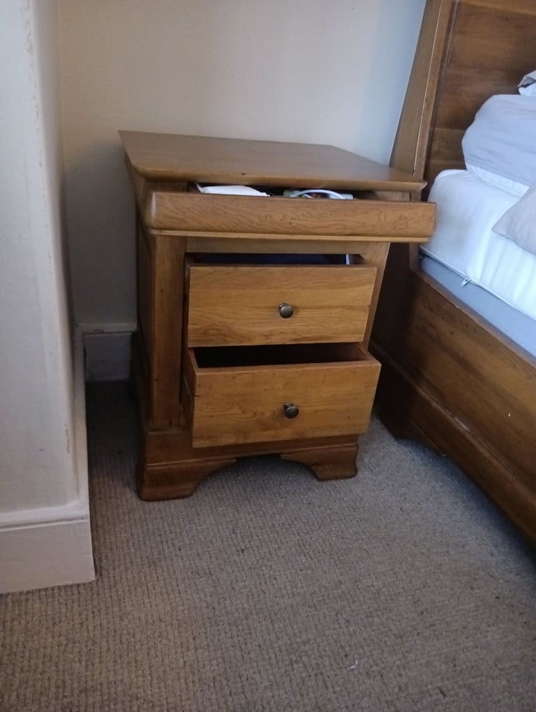 Bedroom furniture solid oak french style sleigh bed