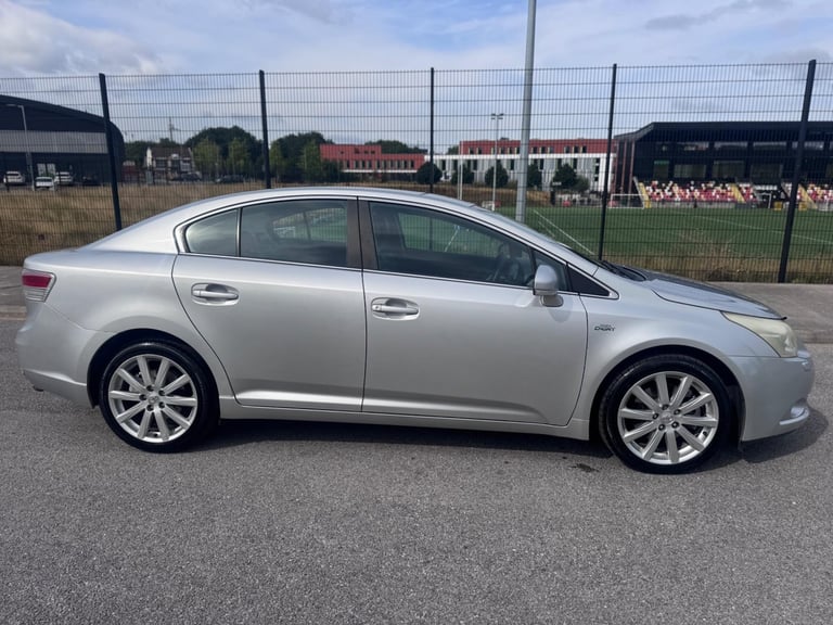 2010 Toyota Avensis 2.2 D-CAT T Spirit Auto Euro 5 4dr SALOON Diesel Automatic