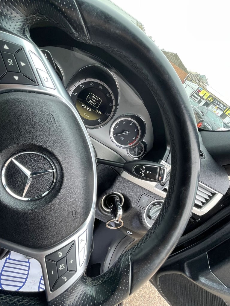 2012 Mercedes-Benz E-Class E220 CDI BlueEFFICIENCY Sport 4dr Tip Auto [7] SALOON Diesel Automatic