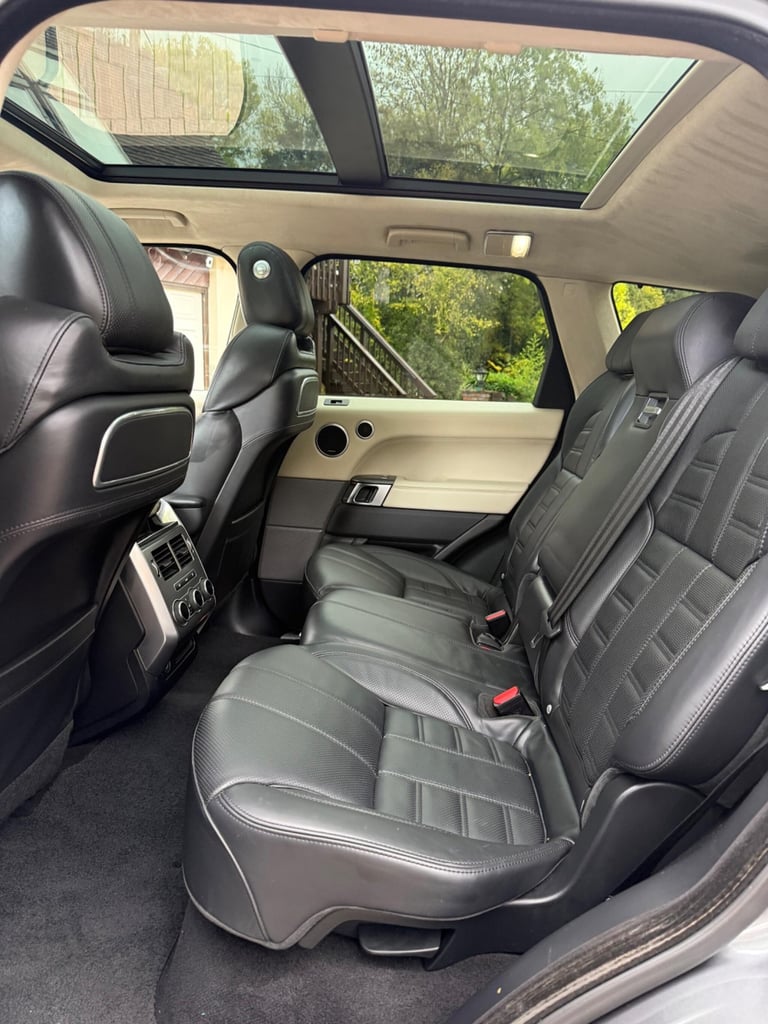 2016 Land Rover Range Rover Sport 3.0 SD V6 Autobiography Dynamic SUV 5dr Diesel Auto 4WD Euro 6 ...