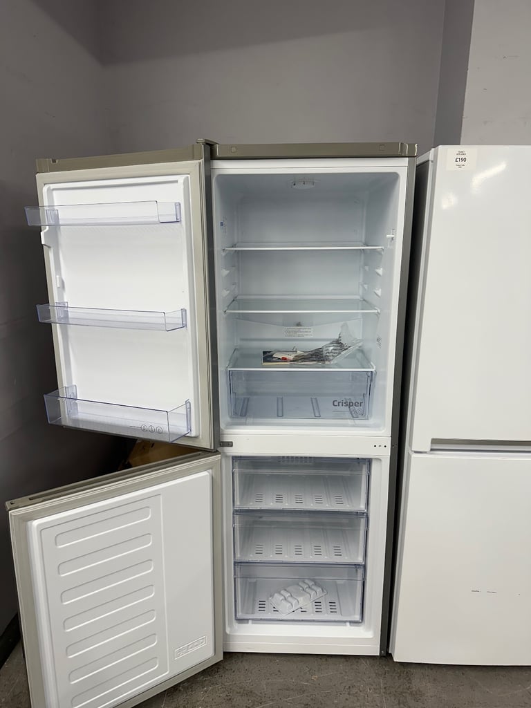 🚚SALE NOW ON🚚SILVEF BEKO 50/50 FRIDGE FREEZER WITH WARRANTY 