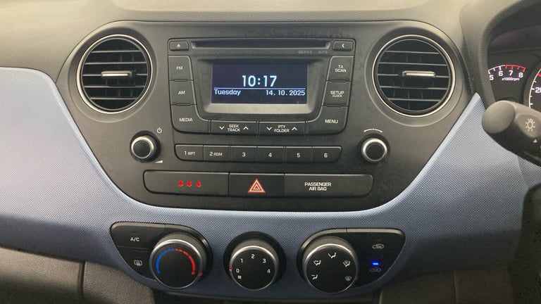 2015 Hyundai i10 1.2 SE 5dr HATCHBACK PETROL Manual
