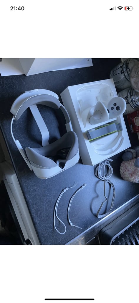 PICO 4 Ultra 12GB Ram - 256GB - VR & Mixed Reality Headset