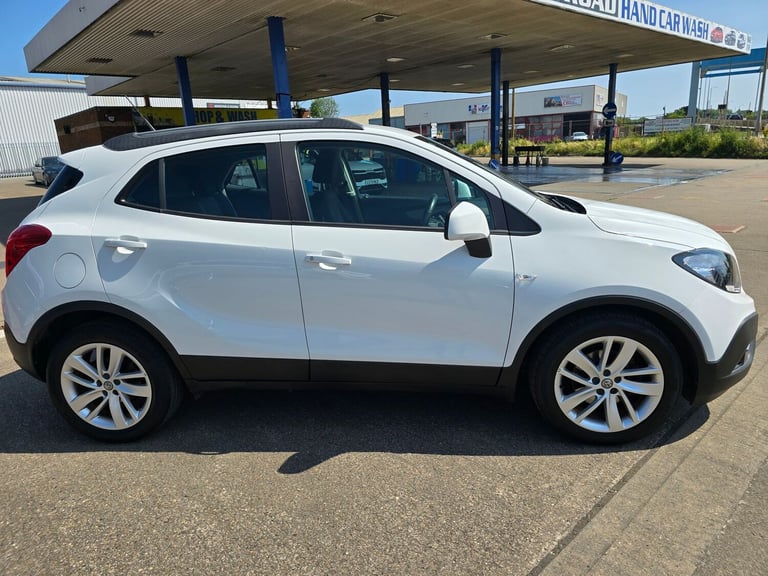 2016 Vauxhall Mokka 1.6i Exclusiv SUV 5dr Petrol Manual 2WD Euro 6 (s/s) (115 ps) SUV Petrol Manual