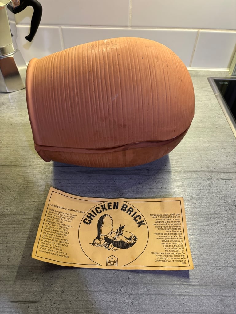 image for Clay Habitat Chicken Brick With instructions Great Condition 