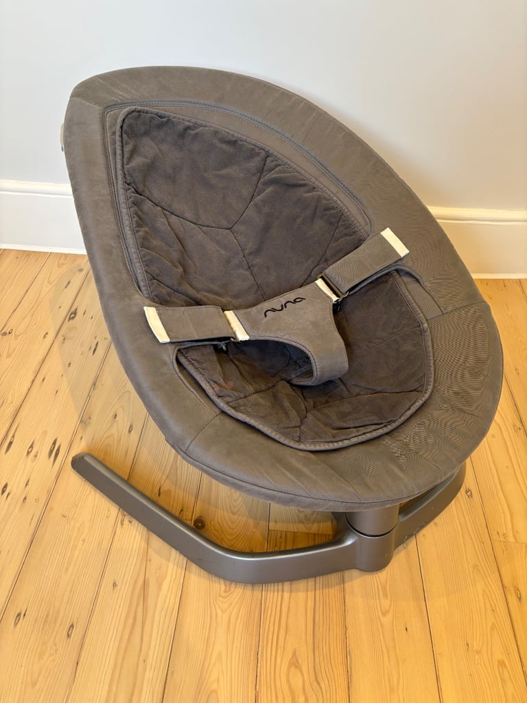 Nuna Leaf Baby Bouncer Grey Rocker Chair for Babies Newborn to 4 Years
