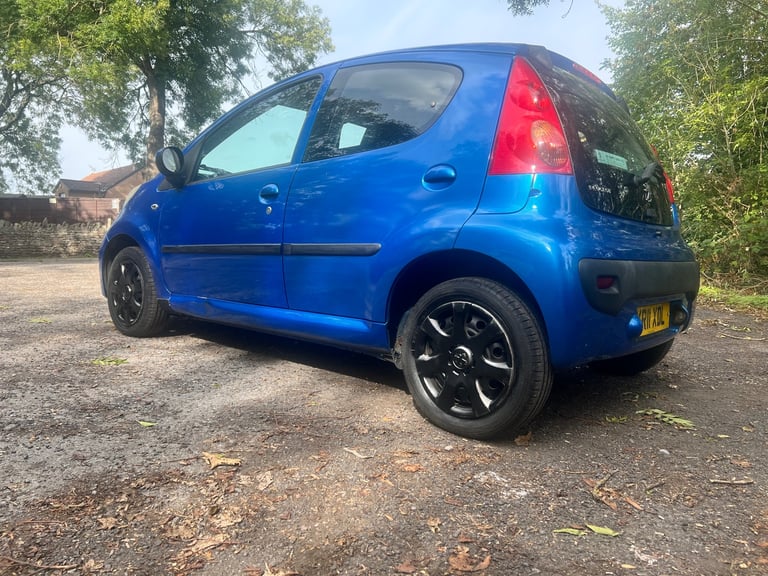 Peugeot, 107, Hatchback, 2011, Manual, 998 (cc), 5 doors