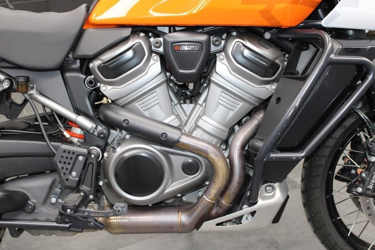 2021 Harley-Davidson RA1250S Pan America Special in Baja Orange White