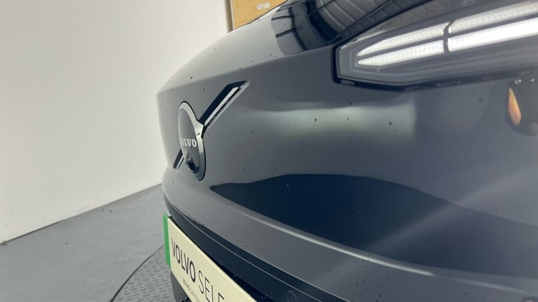 2025 Volvo EX30 Ultra, Twin Motor Performance, Electric(Tints, 20' Alloys, Heated Seats) Estate E...