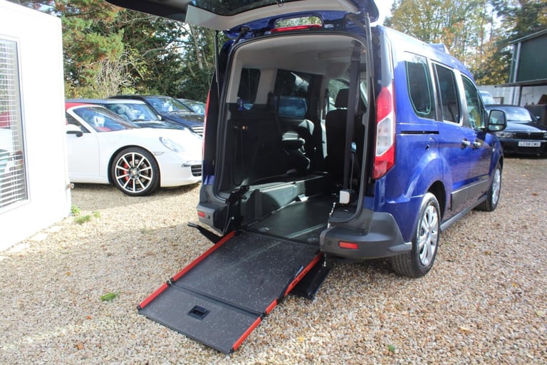 2017 Ford Tourneo Connect 1.5 TDCi Zetec 5dr MPV DIESEL Manual