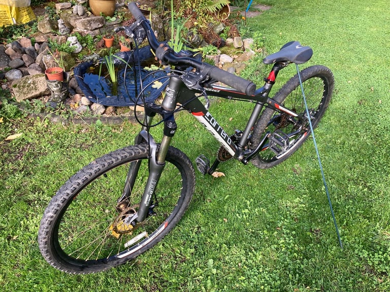 Carrera vengeance teens mountain bike 