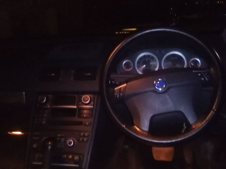 2011 Volvo, XC90, XC 90, D5 Estate, Semi-Auto, 2400 (cc), 5 doors