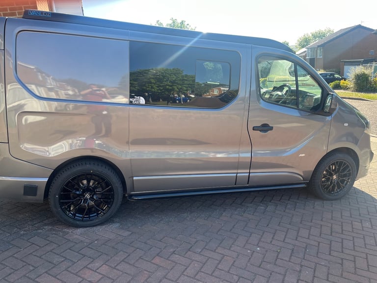 Vauxhall, VIVARO, Panel Van, 2015, Manual, 1598 (cc)