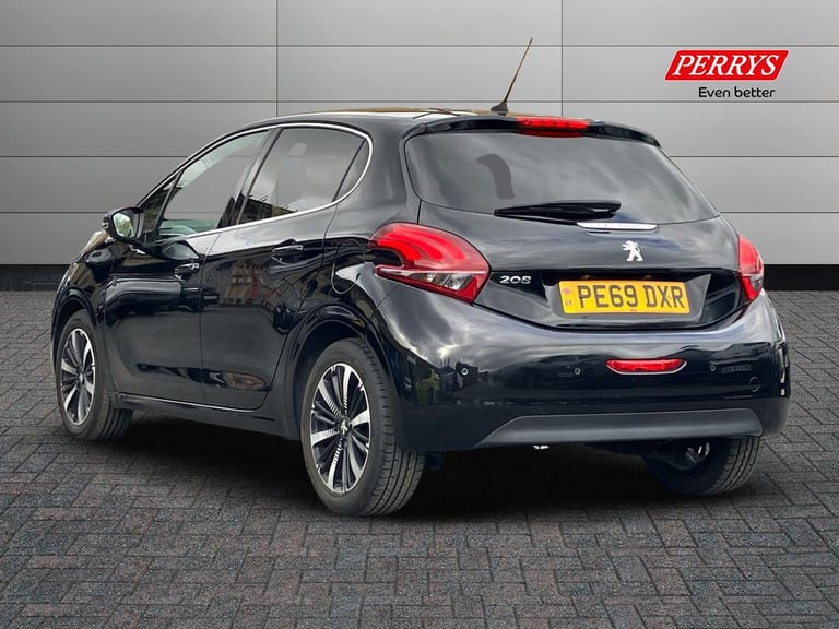 2019 Peugeot 208 1.2 PureTech 82 Tech Edition 5dr [Start Stop] Hatchback Manual