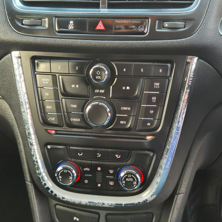 Vauxhall, MOKKA, Hatchback, 2015, Manual, 1598 (cc), 5 doors