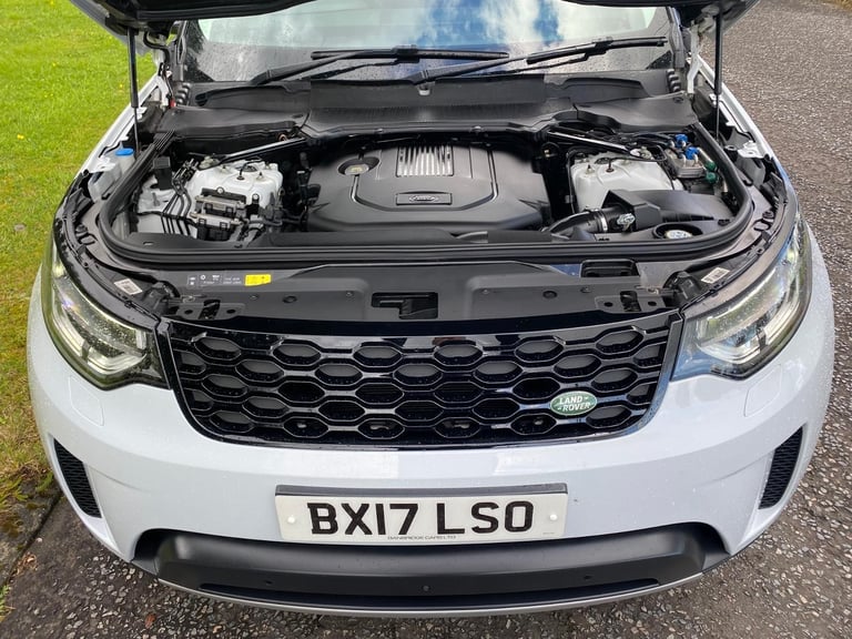 2018 Model Land Rover Discovery 3.0TD V6 HSE Luxury 7Seater Pan Roof
