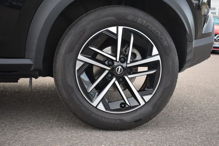 2025 Nissan Juke 1.0 DIG-T N-Connecta SUV 5dr Petrol DCT Auto Euro 6 (s/s) (114 ps) HATCHBACK Pet...