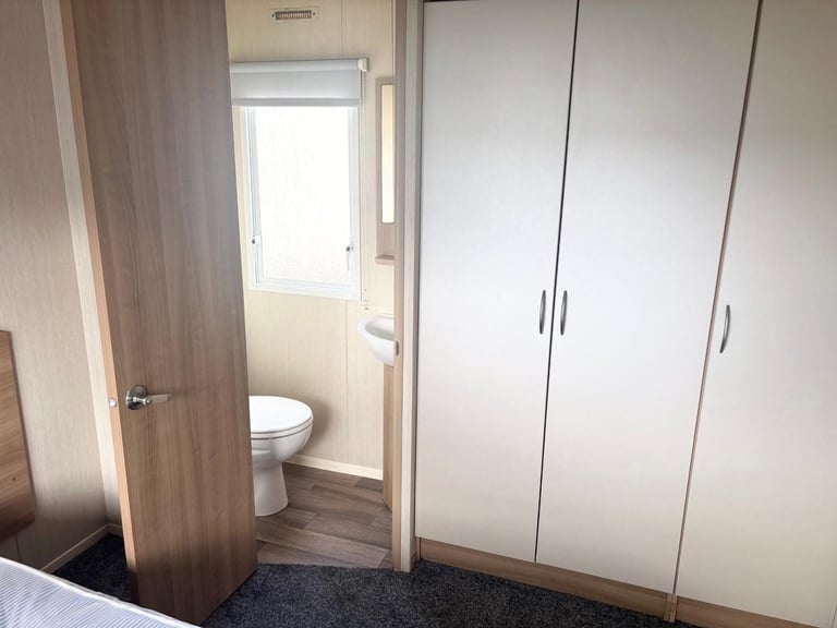 SEASIDE STATIC CARAVAN FOR SALE - BARMOUTH SUNNY SANDS