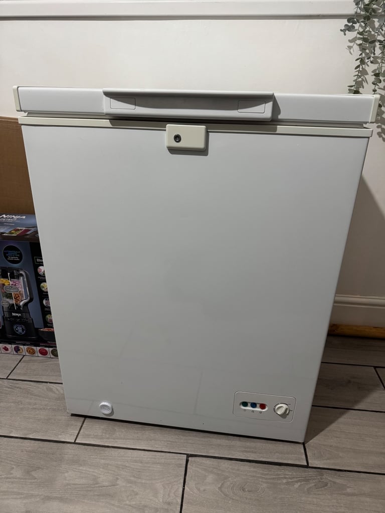 Hotpoint Chest Freezer