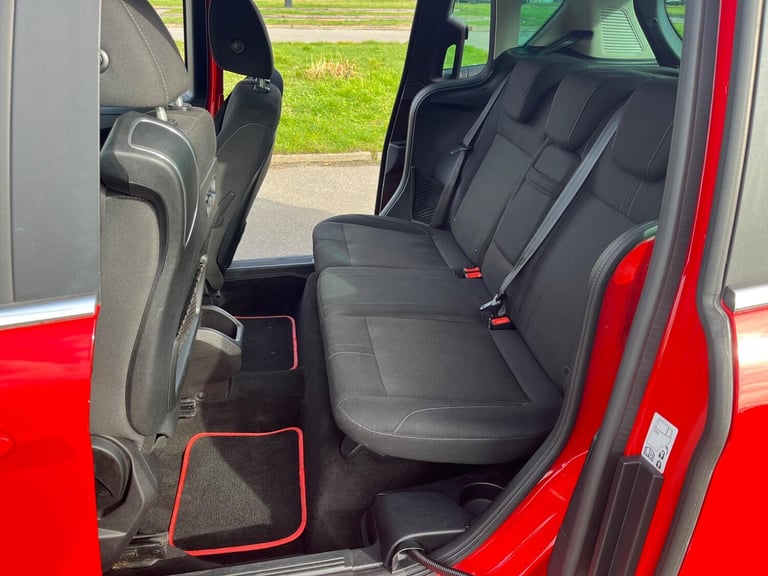 2016 Ford B-MAX 1.0T EcoBoost Zetec Red Edition Euro 6 (s/s) 5dr MPV Petrol Manual