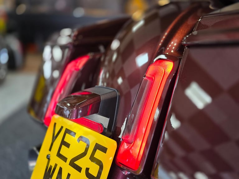 2025 HARLEY-DAVIDSON STREET GLIDE CVO FLHXSE 1982cc 121 650 MILE'S BAGGER