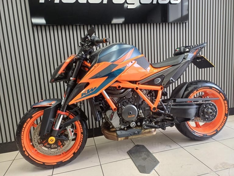 KTM 1290 SUPERDUKE R   21 REG    14304 MILES    DELIVERY    FINANCE    PX