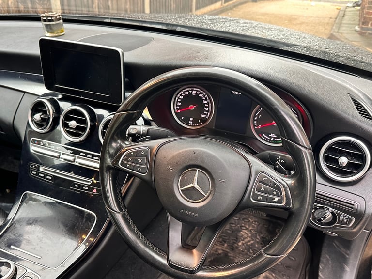 Mercedes-Benz, C CLASS, Saloon, 2015, Semi-Auto, 2143 (cc), 4 doors