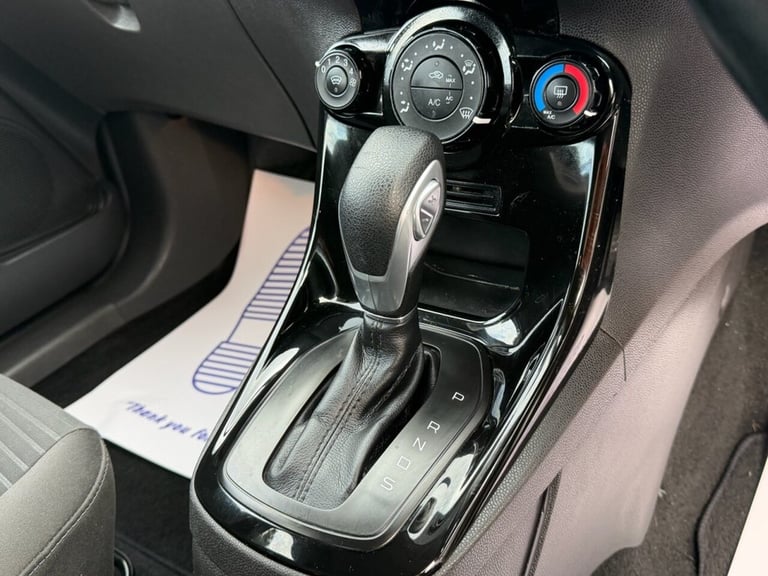 2016 Ford Fiesta 1.0T EcoBoost Zetec Hatchback 5dr Petrol Powershift Euro 6 (100 ps) Hatchback Pe...