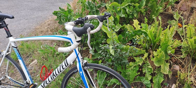 Specialized Allez Sport aluminium frame racing bike upgraded 