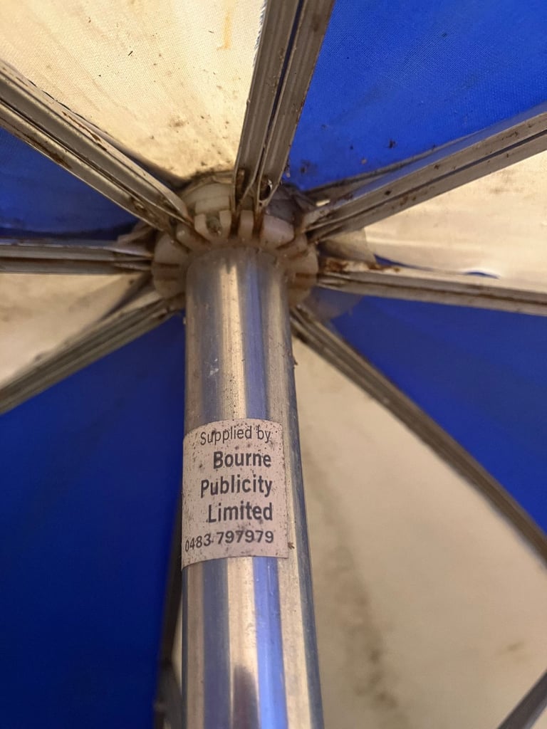 Umbrella/Shooting Stick