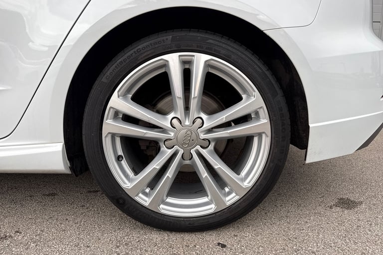 2019 Audi A3 1.5 TFSI CoD 35 S line Sportback Euro 6 (s/s) 5dr Hatchback PETROL Manual