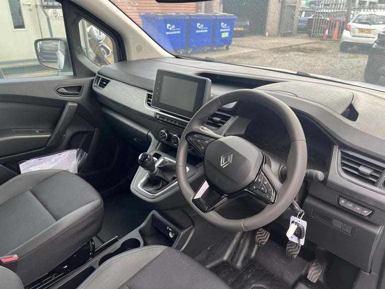 2025 Renault Kangoo LL21 Blue dCi 95 advance crew van MY24 WINDOW VAN Diesel Manual