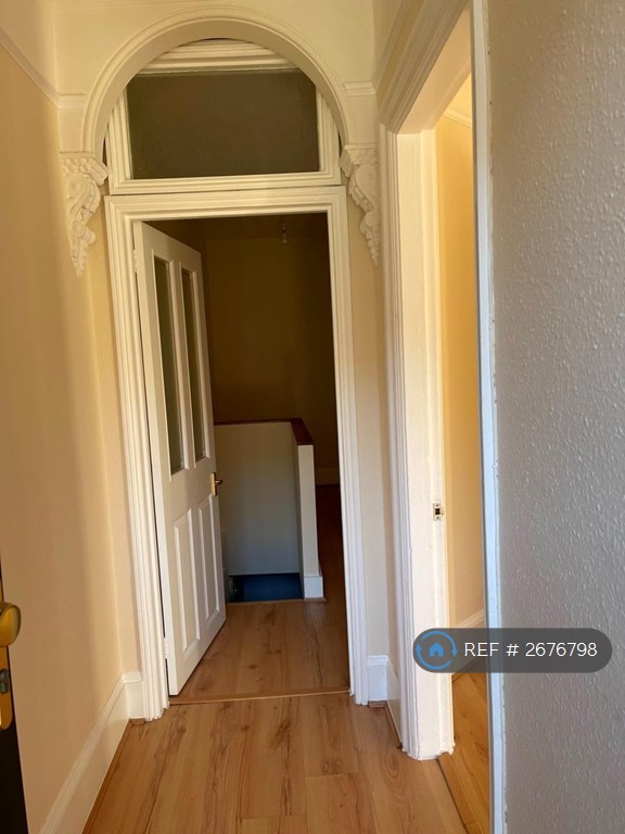 Studio flat in Hayle Road, Maidstone, ME15 (#2676798)