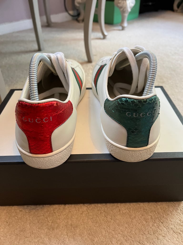 Women’s Gucci trainers 