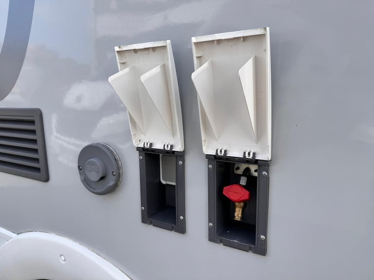 Auto-Sleepers Broadway EB 4 Berth  DIESEL MANUAL 2013/13