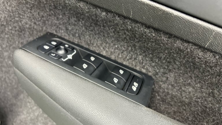 2024 Volvo XC40 Plus, B3 Mild hybrid, Petrol, Dark Estate Petrol Automatic