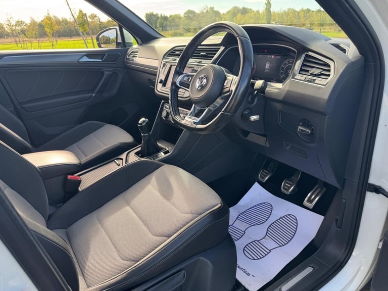 2017 Volkswagen Tiguan 2.0 TDi 150 R-Line 5dr ESTATE DIESEL Manual