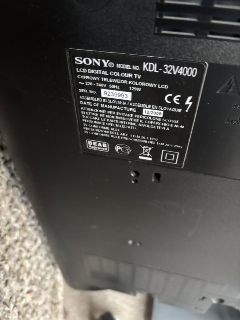 3 x LCD HD TV ISIS 22” SAMSUNG 26” SONY 32” - ALL 3 HAVE HDMI PORTS & BUILT IN FreeView