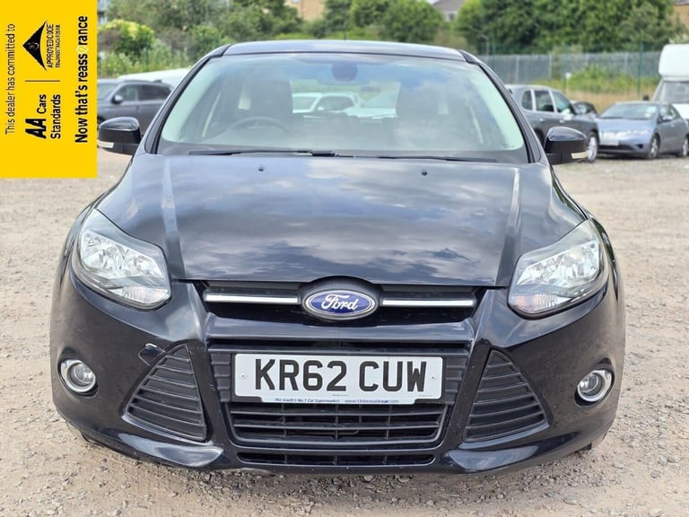 2013 Ford Focus 1.6 Zetec Powershift Euro 5 5dr Hatchback Petrol Automatic