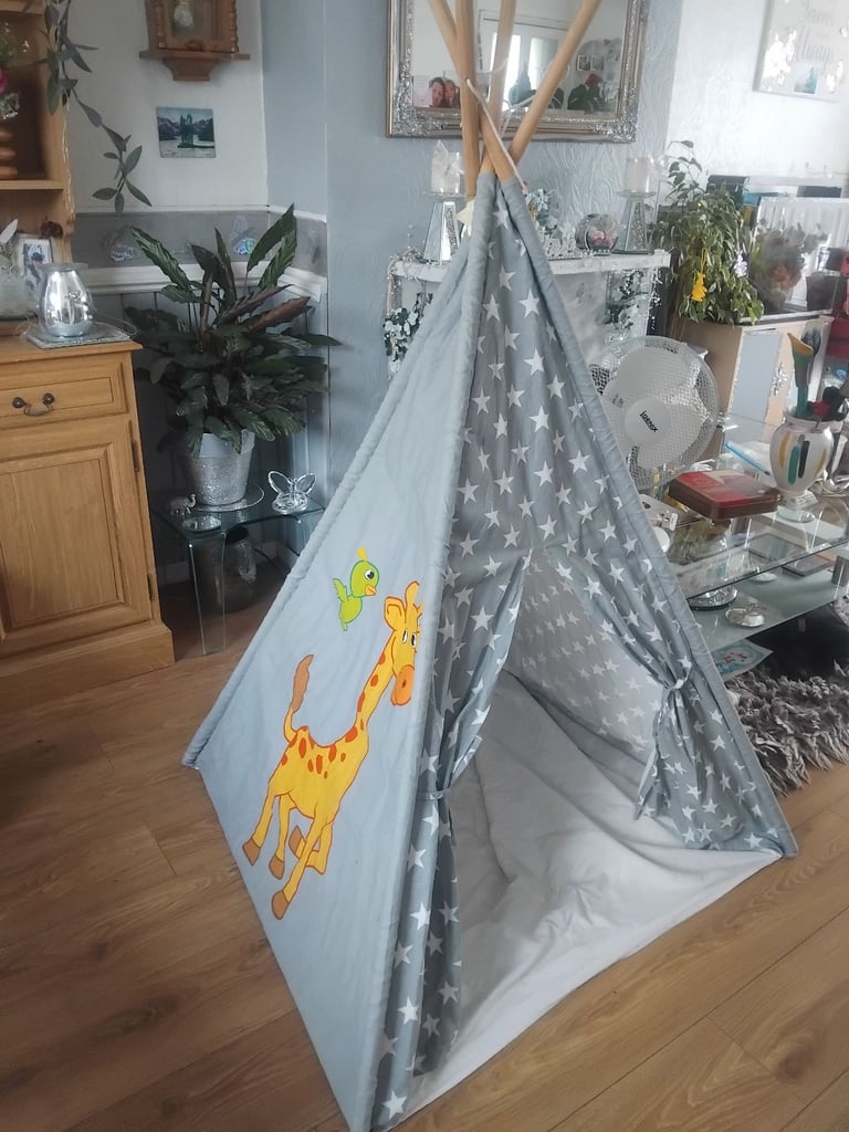 image for Child's teepee tent 