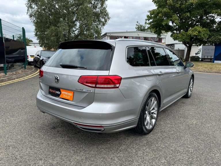 2015 Volkswagen Passat 2.0 TDI BlueMotion Tech R-Line Euro 6 (s/s) 5dr ESTATE Diesel Manual