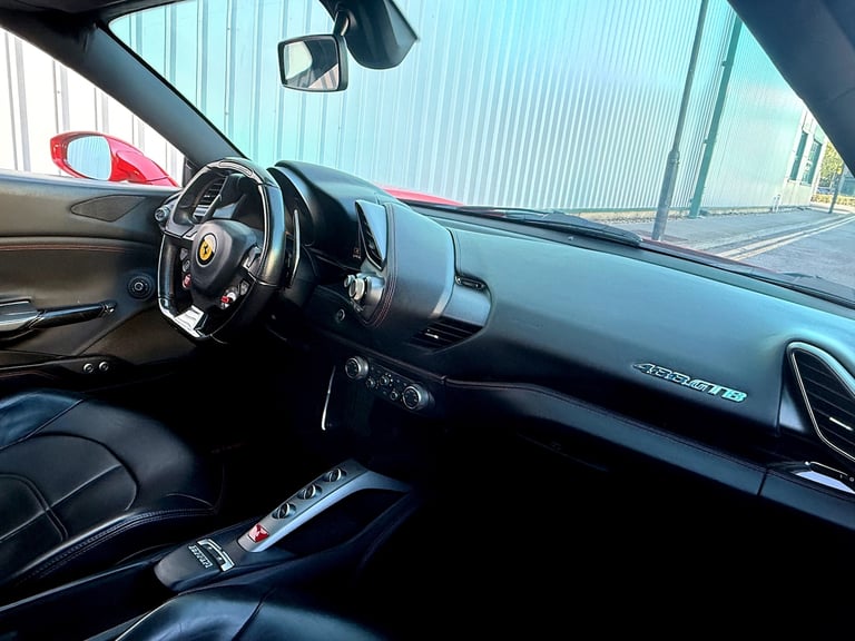 LEFT HAND DRIVE FERRARI 488 GTB 3.9T V8 F1 DCT | UK REG | ONLY 21K MILES! | LHD 