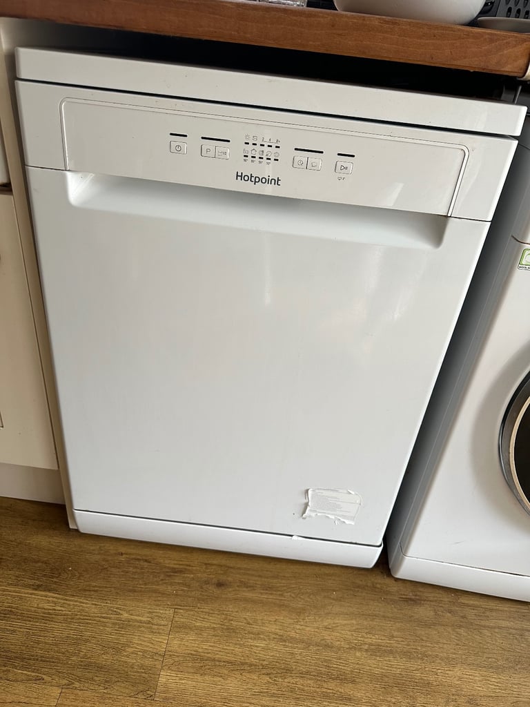 image for Hotpoint Dishwasher 