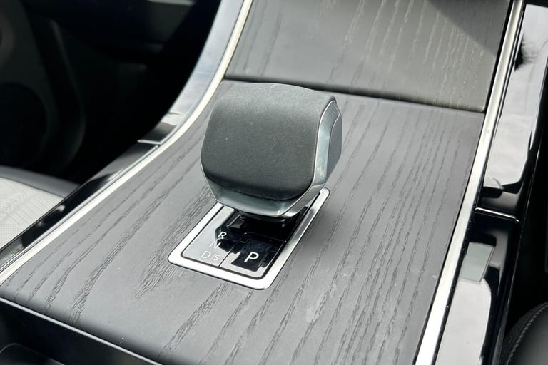 2025 Land Rover Range Rover Evoque 2.0 D200 MHEV Autobiography SUV 5dr Diesel Auto 4WD Euro 6 (s/...