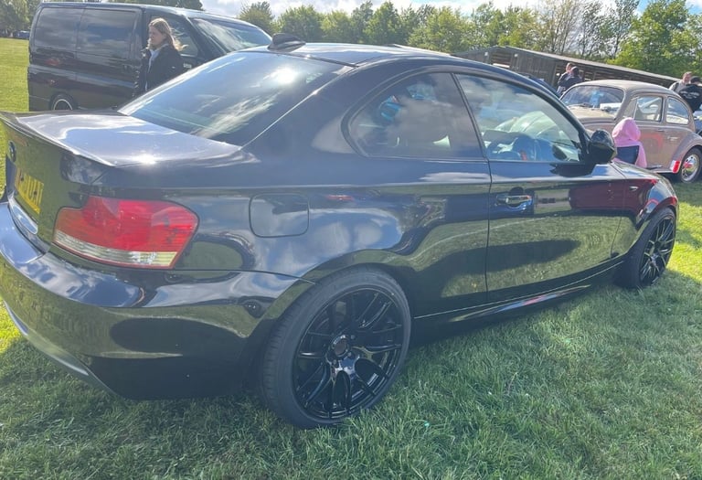 BMW, 1 SERIES, Coupe, 2010, Manual, 1995 (cc), 2 doors