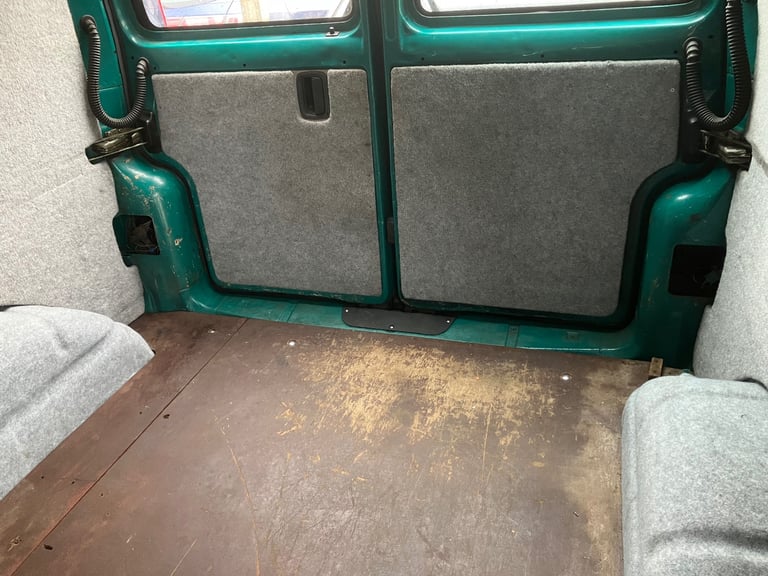 Volkswagen, TRANSPORTER, Panel Van, 2001, Manual, 2461 (cc)