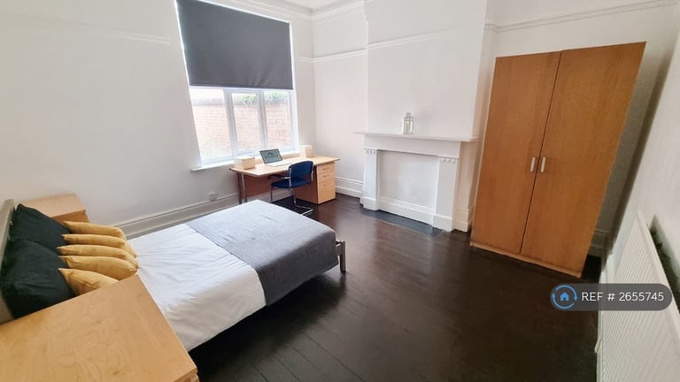 6 bedroom house in Woodborough Road, Nottingham, NG3 (6 bed) (#2655745)